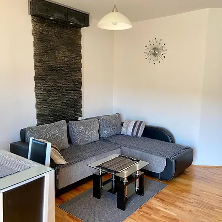 Apartman View & Pool 2 Nis