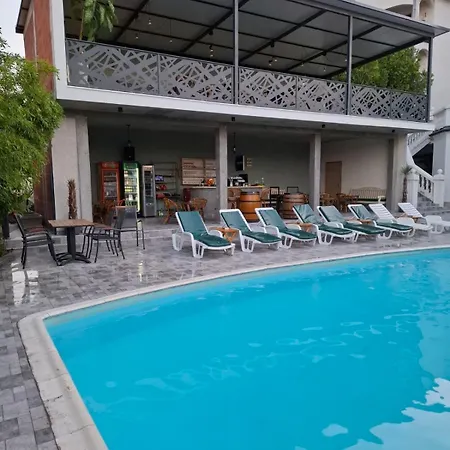 View & Pool 2 Apartment Nis