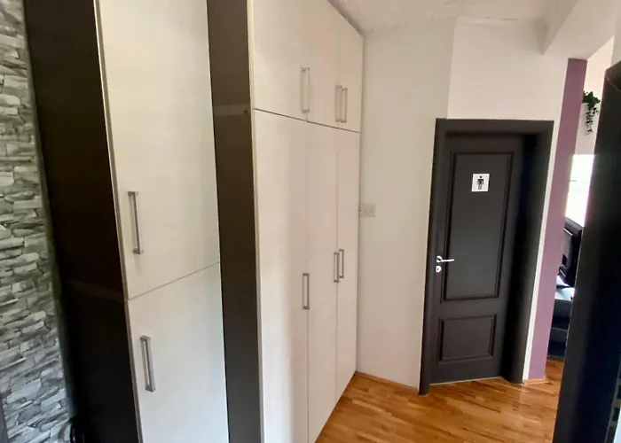 Apartament View & Pool 2 *