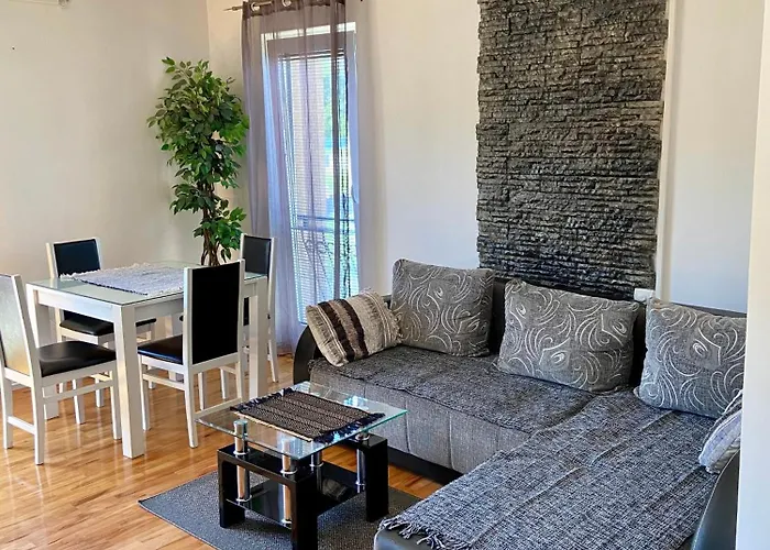 View & Pool 2 * Ni