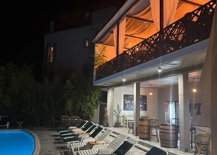 Apartament View & Pool 2 *